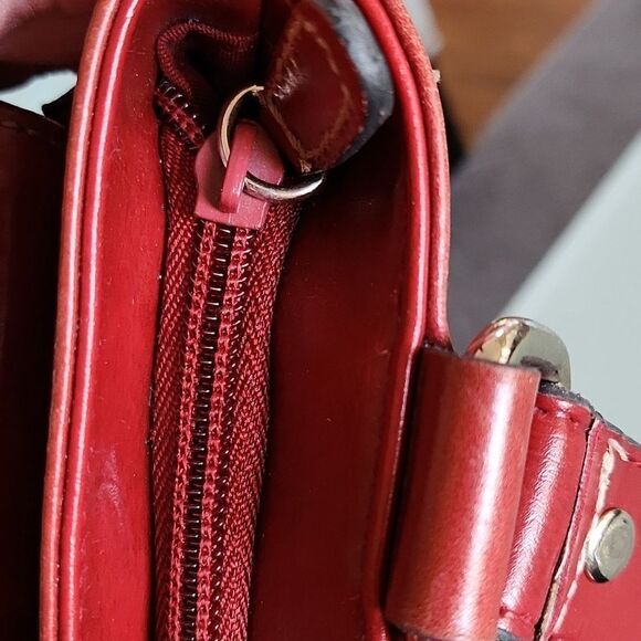 Peck&Peck Red Leather Shoulder Bag - Picture 8 of 11